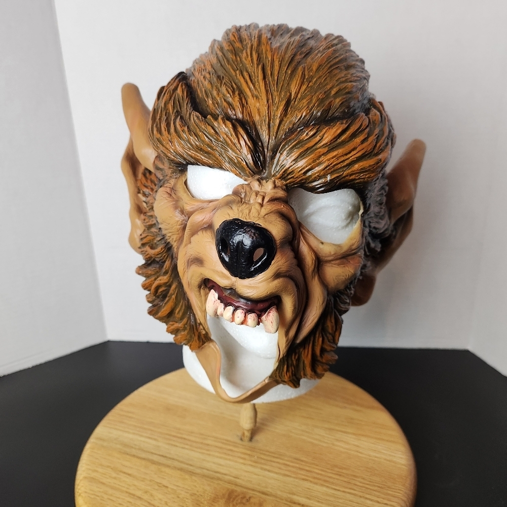 Vintage 2004 Werewolf Mask Youth Fit Disguise Brand